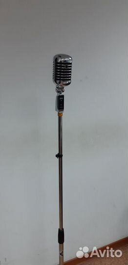 Стойка для микрофона прямая хром новая