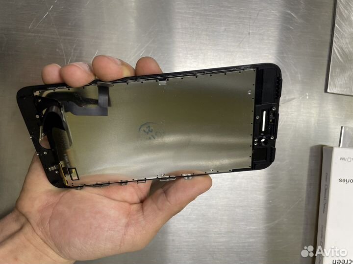 Дисплей на iPhone 7 plus