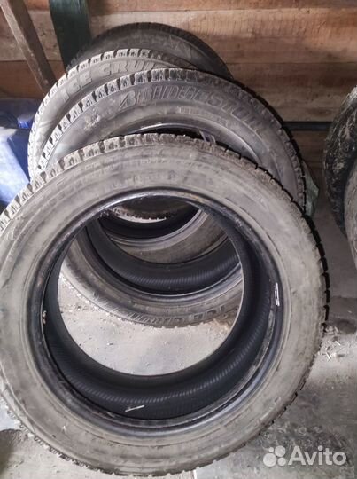 Bridgestone Ice Cruiser 7000 205/55 R16