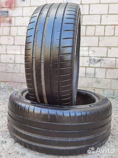 Michelin Pilot Sport 4 235/45 R19 99Y