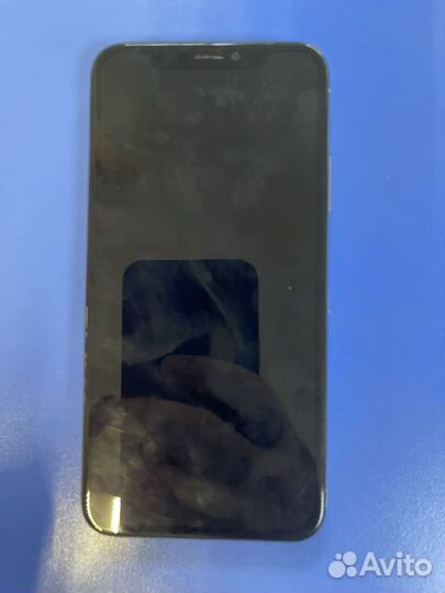 Телефон iPhone x