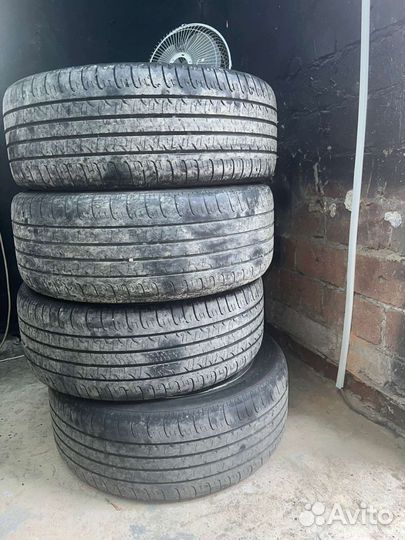 Nexen N'Priz AH8 215/55 R17