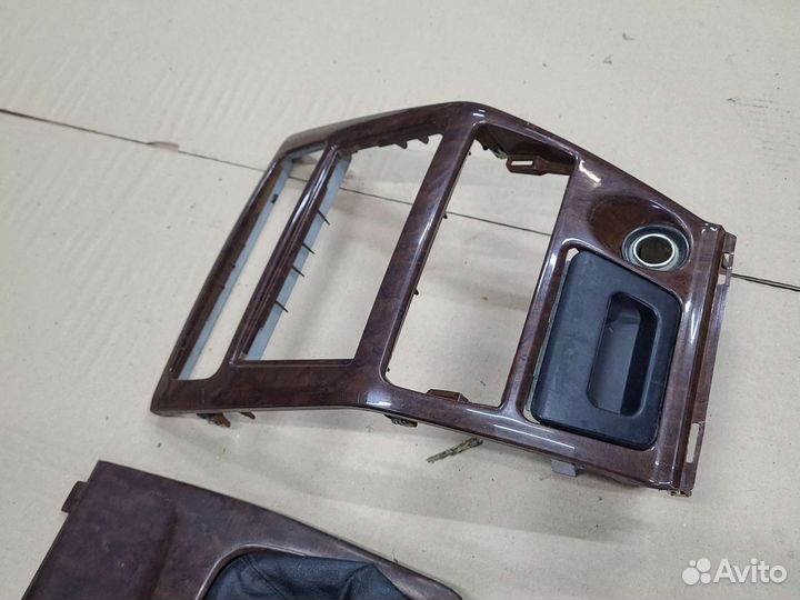 Накладка декоративная Mitsubishi Galant 8