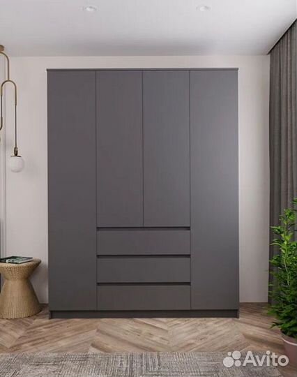 Шкаф распашной четырехстворчатый с ящиками