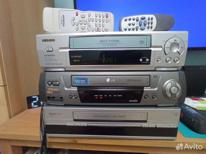 Hi-Fi Stereo Видеоплеер / Видеомагнитофон