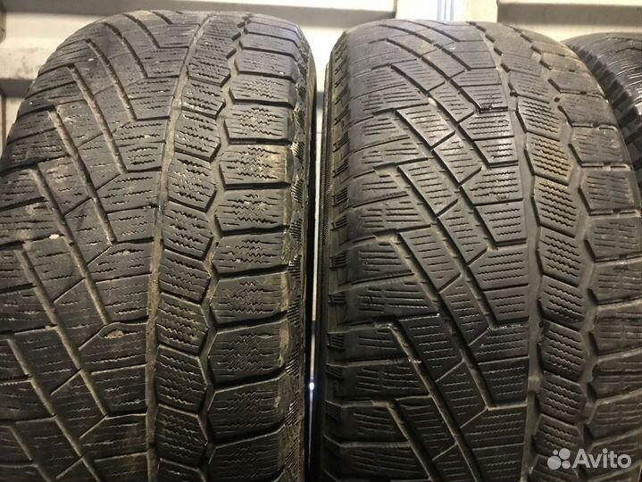 Continental ContiCrossContact Viking 235/55 R17 97D