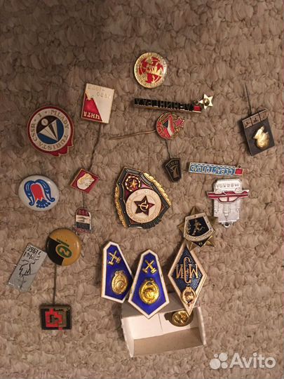 Значки советских времён