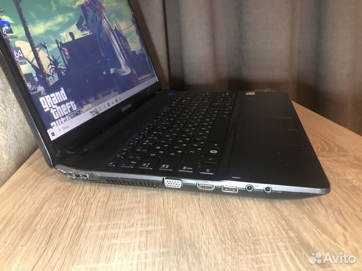 Игровой ноутбук Samsung b970/6gb/2 видеокарты