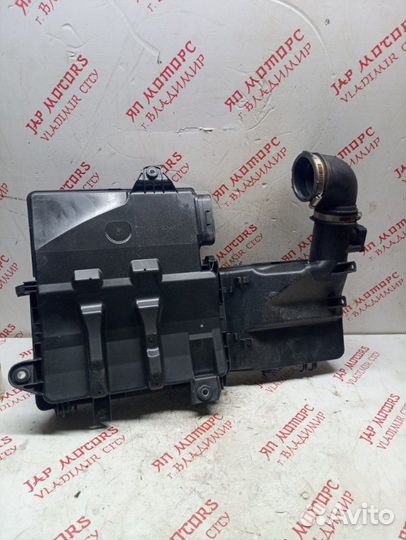 Корпус воздушного фильтра Mazda 3 Bk седан 1.5 Z6