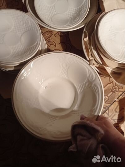 Тарелки 7 наборов (1больш+6мал)рельефные СССР зик