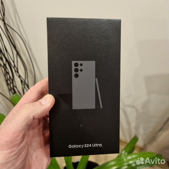 Samsung Galaxy S24 Ultra, 12/512 ГБ