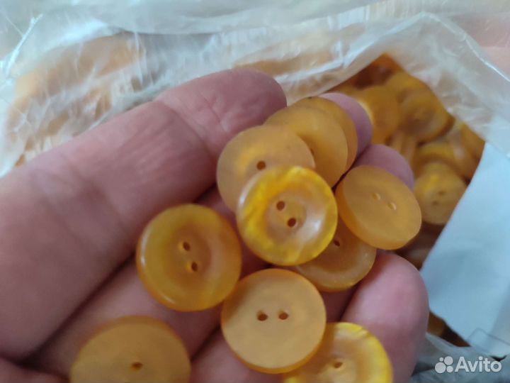 Пуговицы