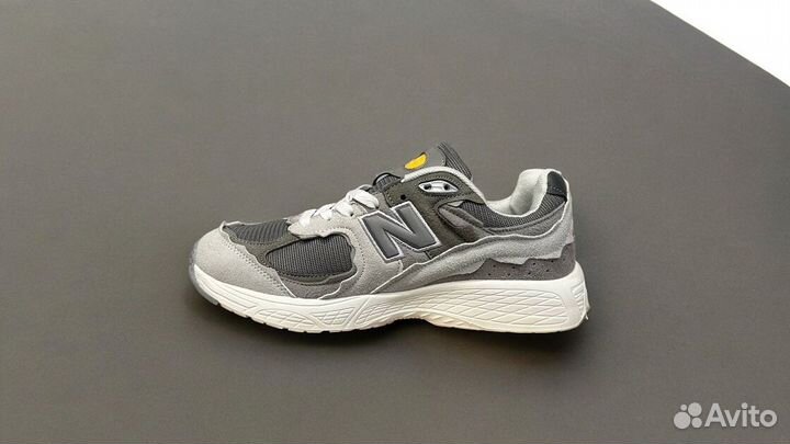 New Balance 2002 R Protection