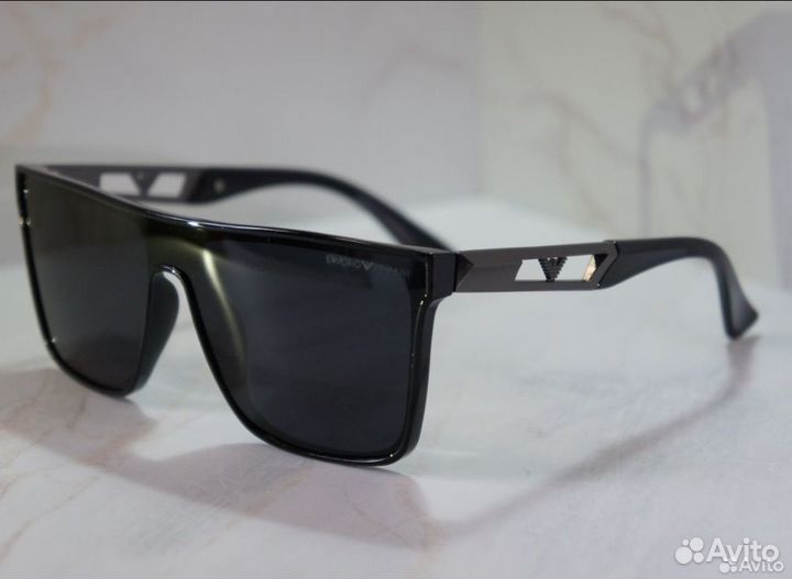 Солнцезащитные очки emporio armani антиблик
