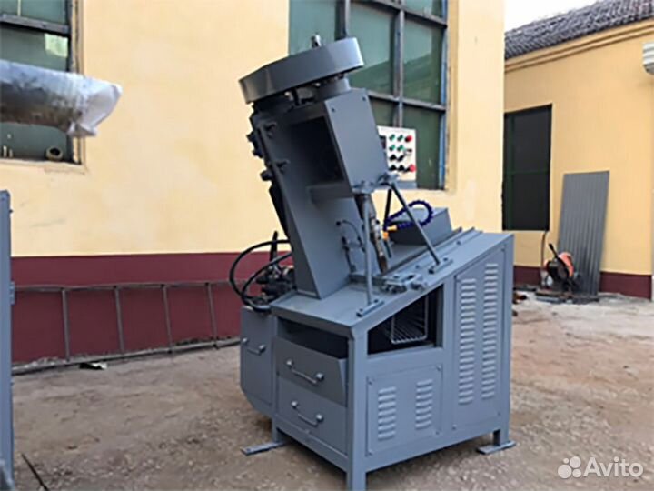 Станок для нарезания резьбы в гайках HG-32