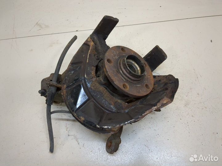 Ступица (кулак, цапфа) Volkswagen Golf 6, 2010