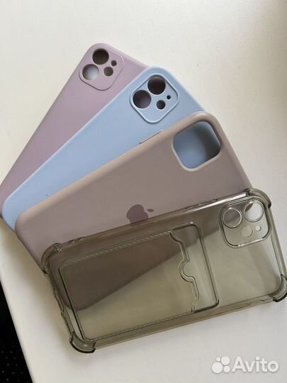 Чехлы на телефон iPhone 11