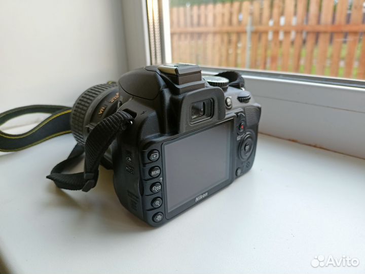 Зеркальный фотоаппарат nikon d31000