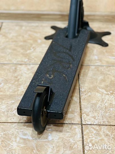 Самокат трюковой zorg