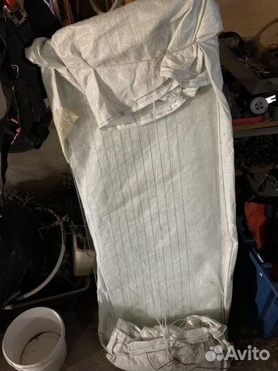 Заднее стекло