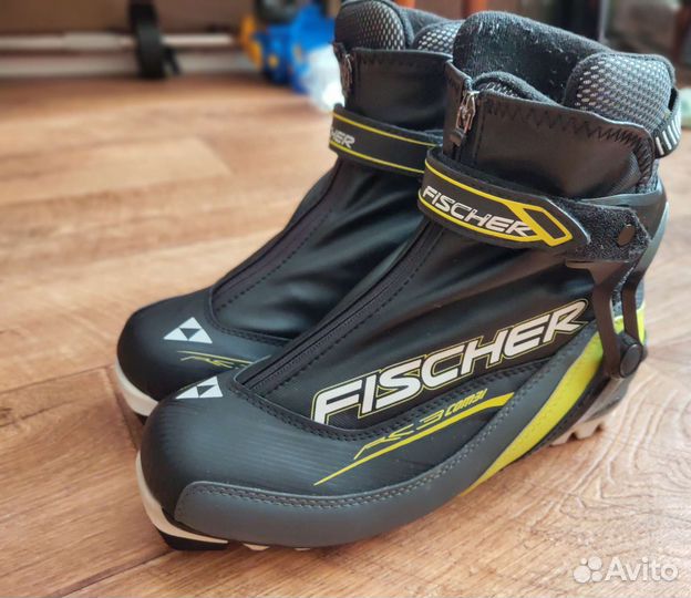 Лыжные ботинки Fischer
