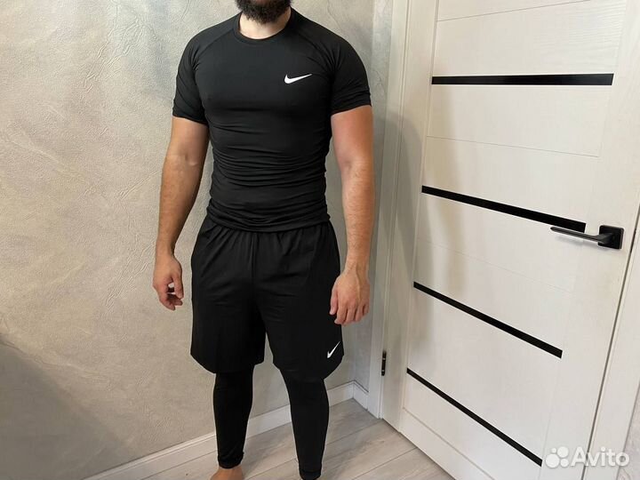 Рашгард мужской 5 в 1 nike