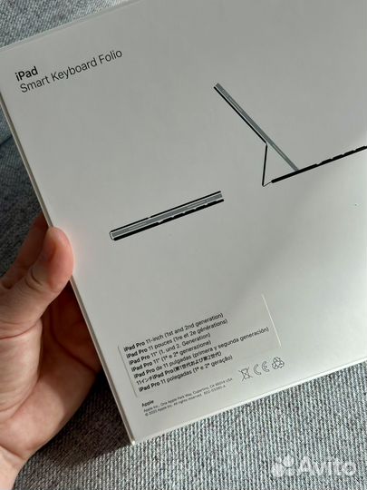 Клавиатура apple iPad SMART Keyboard Folio