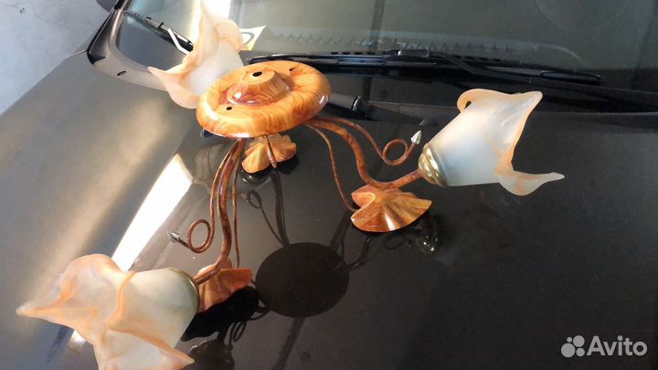 Плафоны и люстра старинная