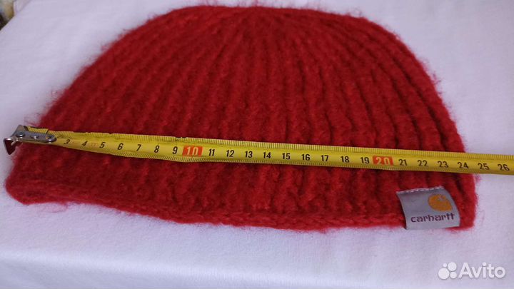 Женская шапка 
