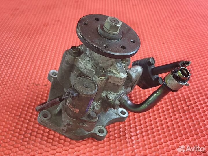 Помпа водяная Infiniti Q45 F50 VK45DE 21010AR000