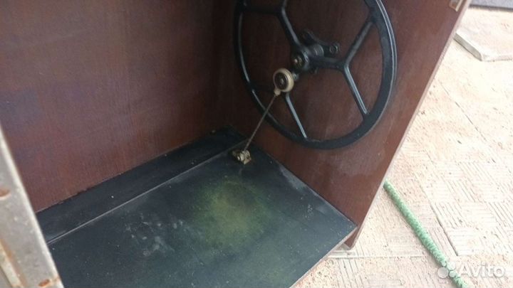 Швейная машинка бу veritas