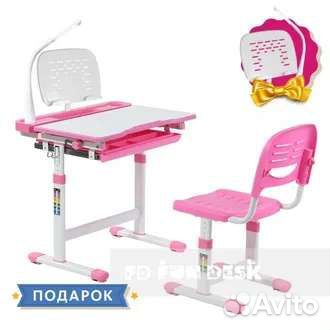 Карта и стул Cantare с лампой и подставкой