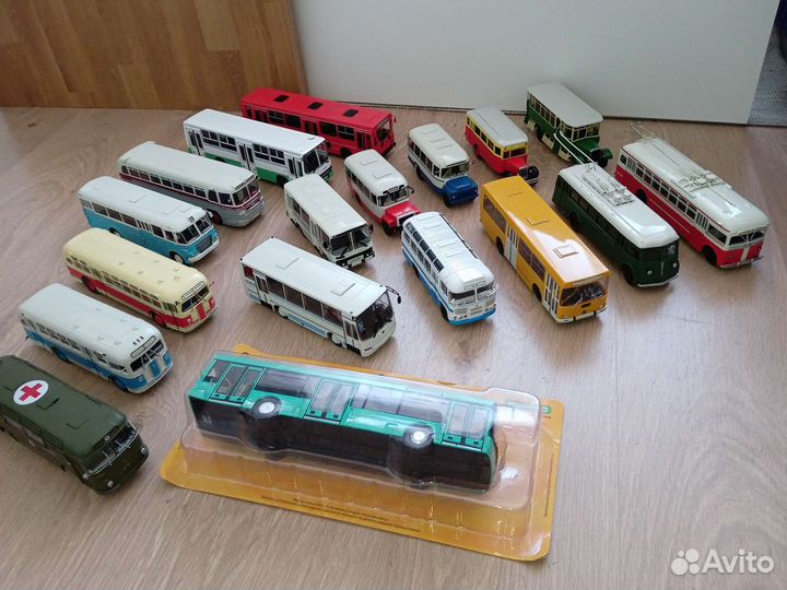 Модели автобусов 1/43 Modimio