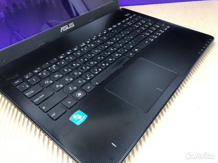 Ноутбук Asus 4gb/128Gb