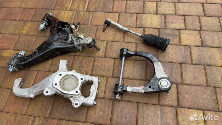 Рычаг нижний и верхний на toyota tundra 2022-2025