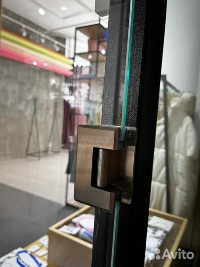 Двери из каленого стекла