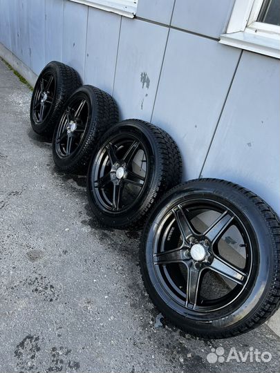 R17 Yokohama IceGuard Stud IG65 215/60, PCD 5x114.3 DIA 67.1