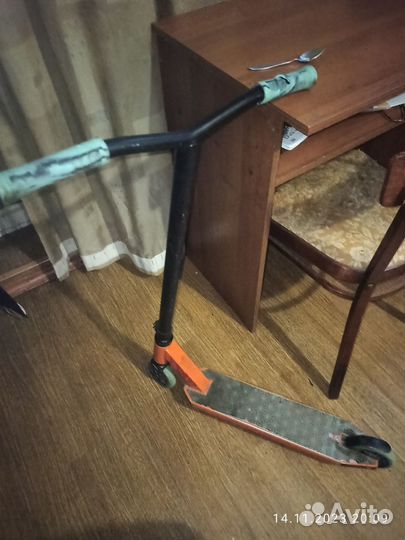 Трюковой самокат