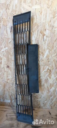 Решётка радиатора C-crosser