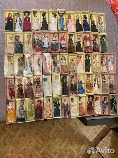 Куклы в народных костюмах и дамы эпохи