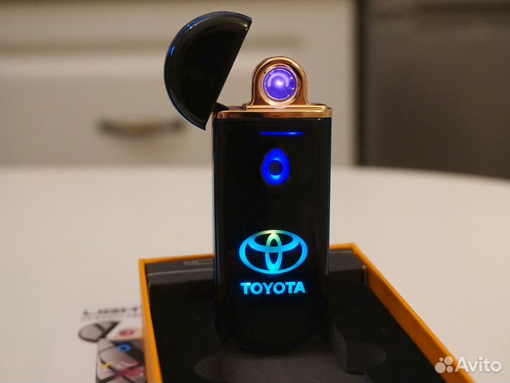 Зажигалка USB toyota