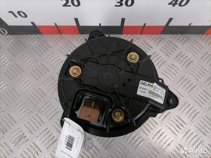 Моторчик печки Maserati Quattroporte