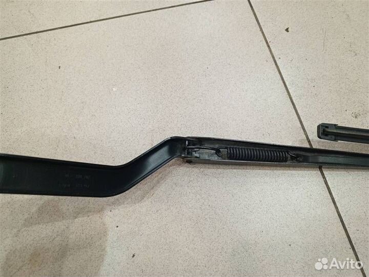 Поводок стеклоочистителя передний левый Ford Fusi