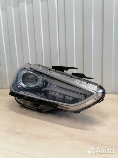 Фара передняя правая Genesis G70 G4KL 2018