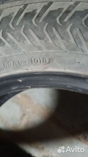 Nokian Tyres Hakkapeliitta 8 215/60 R16