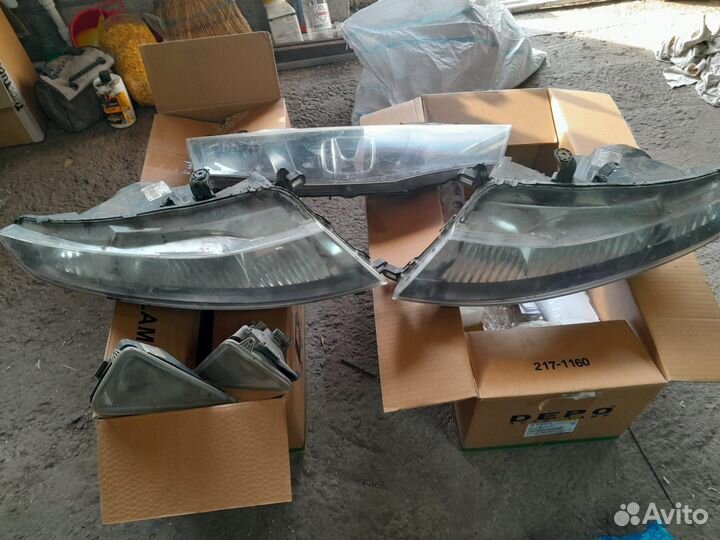 Оптика фары на honda