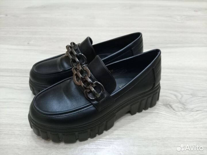 Лоферы женские 38 размер