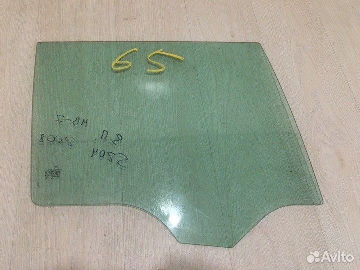 Стекло двери заднее левое Mercedes Benz C230 S204