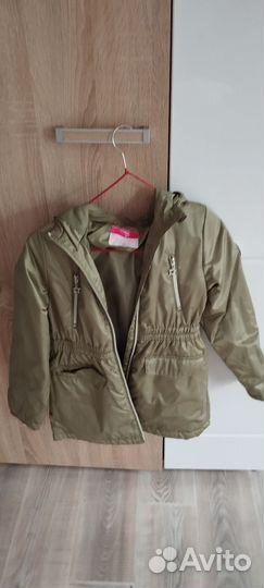 Куртки на девочку