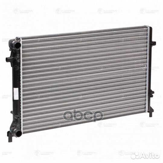 Радиатор VAG octavia A5/golf V/passat/A3 04/03